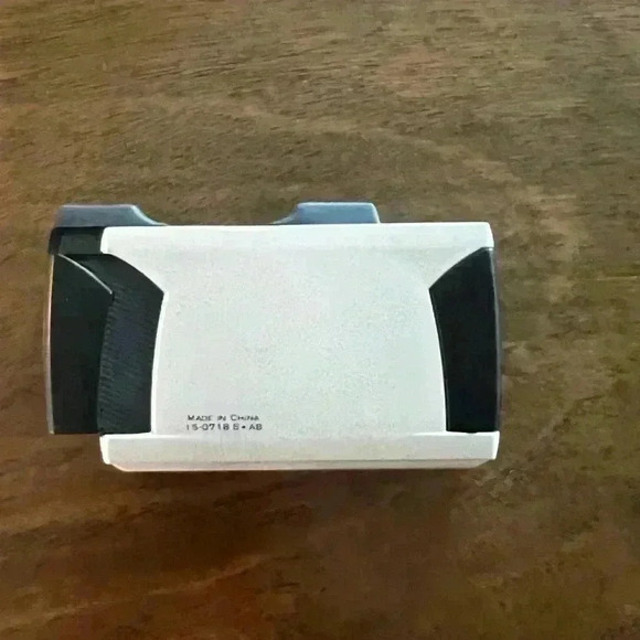 Bushnell 7x18 Wide View Binoculars - Picture 8 of 9